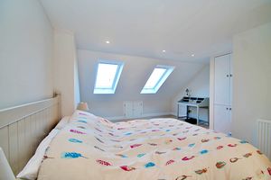 Photo 16- click for photo gallery